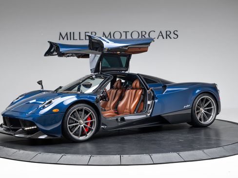 Used 2014 Pagani Huayra image 11