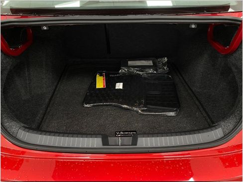 New 2026 Volkswagen Jetta SE image 5