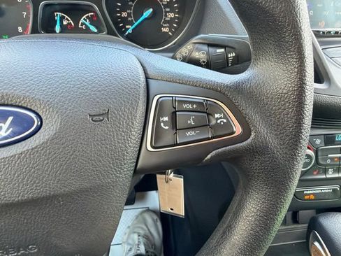 Used 2018 Ford Escape SE w/ SE Sync 3 Package FWD image 22