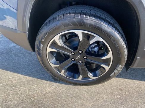 New 2026 Chevrolet Equinox LT w/ Safety and Technology Package AWD/4WD image 5