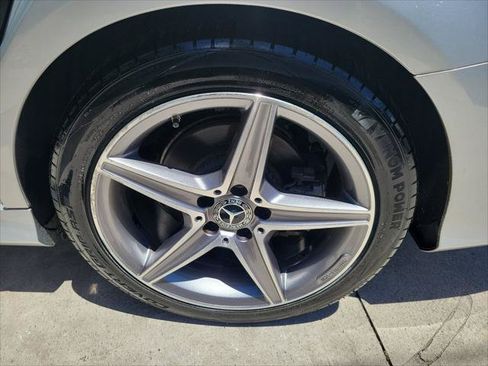Used 2018 Mercedes-Benz C 300 Sedan image 7
