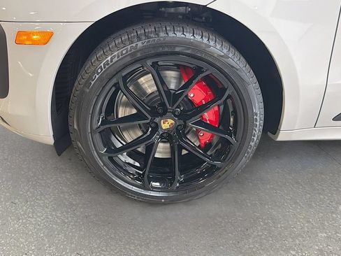 New 2026 Porsche Macan GTS AWD/4WD image 33