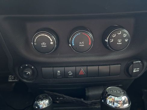 Used 2017 Jeep Wrangler Unlimited Sport w/ Quick Order Package 24S image 15