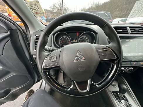 Used 2024 Mitsubishi Outlander Sport SE image 13