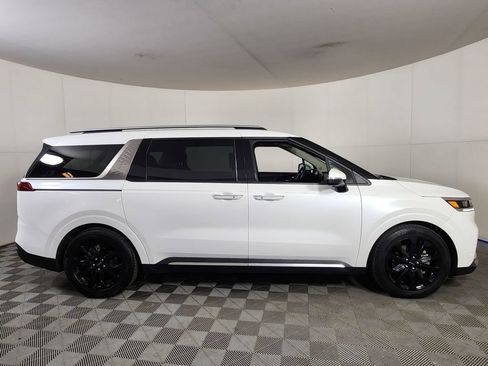 Used 2023 Kia Carnival SX Prestige FWD image 8