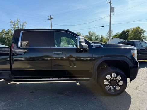 Used 2021 GMC Sierra 2500 Denali w/ Denali Black Diamond Edition image 79
