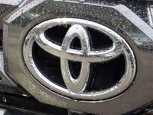 New 2026 Toyota Tundra Platinum image 25