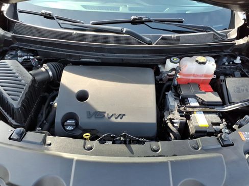 Used 2023 Chevrolet Traverse Premier image 14