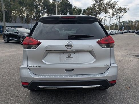 Used 2019 Nissan Rogue SL image 5