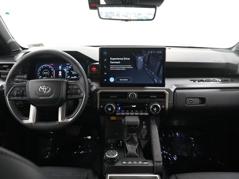 Used 2024 Toyota Tacoma TRD Off-Road AWD/4WD image 16