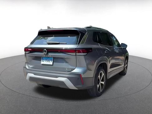 Used 2026 Volkswagen Tiguan SE AWD/4WD image 11