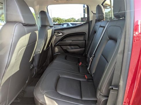 Used 2022 Chevrolet Colorado LT w/ Luxury Package image 14