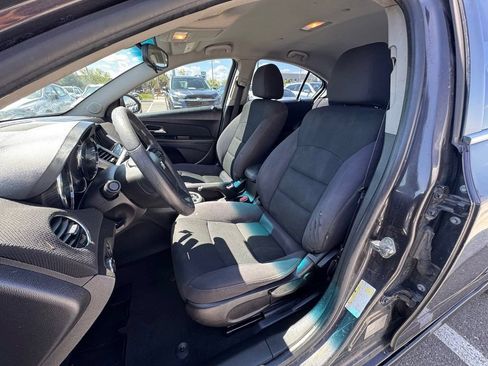 Used 2015 Chevrolet Cruze LT w/ RS Package FWD image 12