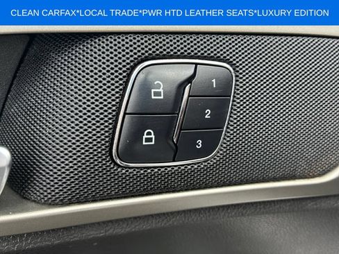 Used 2016 Ford Fusion SE w/ Equipment Group 202A FWD image 13