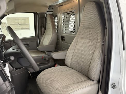 New 2025 Chevrolet Express 3500 w/ Driver Convenience Package image 12