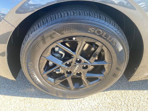 Used 2025 Kia K5 LXS image 31