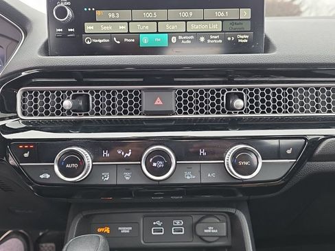 Certified 2023 Honda Civic Touring image 17