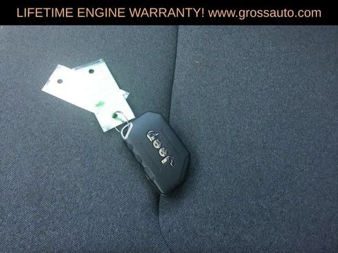 Used 2026 Jeep Wrangler Unlimited Sahara AWD/4WD image 34