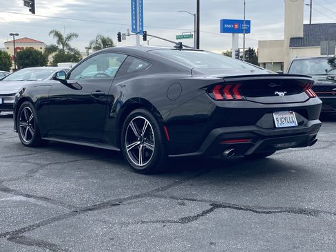 Used 2024 Ford Mustang Premium image 4