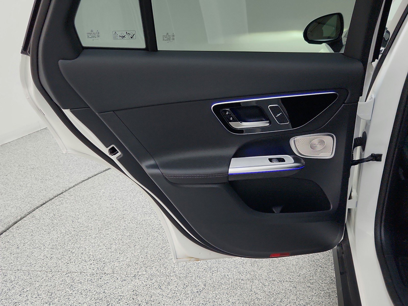 Used 2026 Mercedes-Benz GLC 300 image 37
