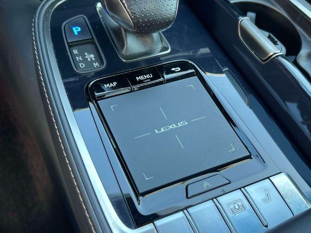 Used 2018 Lexus LS 500 F Sport w/ Accessory Package (Z1) AWD/4WD image 38