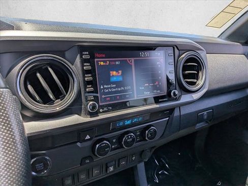 Used 2021 Toyota Tacoma TRD Off-Road w/ Technology Package RWD image 19