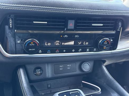 Used 2026 Nissan Rogue Platinum w/ Platinum Premium Package AWD/4WD image 24