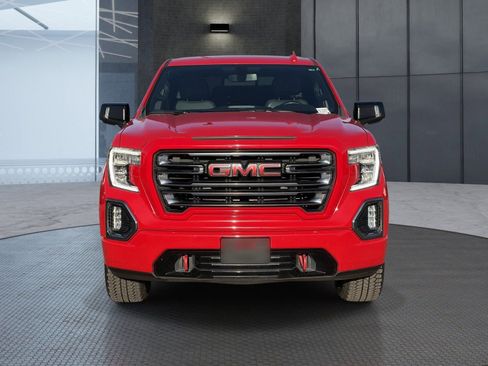 Certified 2022 GMC Sierra 1500 AT4 w/ AT4 Preferred Package AWD/4WD image 9