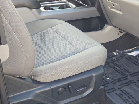 New 2026 Ford Explorer Active AWD/4WD image 8