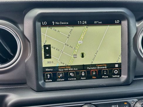Used 2022 Jeep Wrangler Unlimited Rubicon 4xe w/ Safety Group AWD/4WD image 14