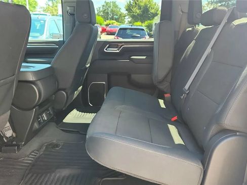 Used 2025 Chevrolet Silverado 2500 LT w/ Convenience Package AWD/4WD image 13
