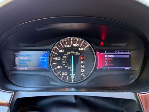 Used 2013 Ford Edge Limited w/ Driver Entry Pkg image 24