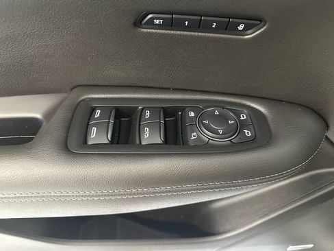 Used 2022 Cadillac XT6 Premium Luxury AWD/4WD image 22