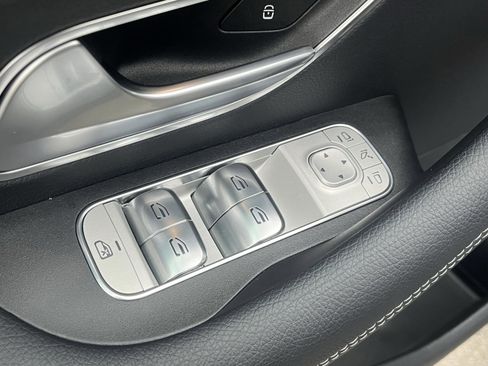 Used 2025 Mercedes-Benz GLE 450 GLE 450 image 10