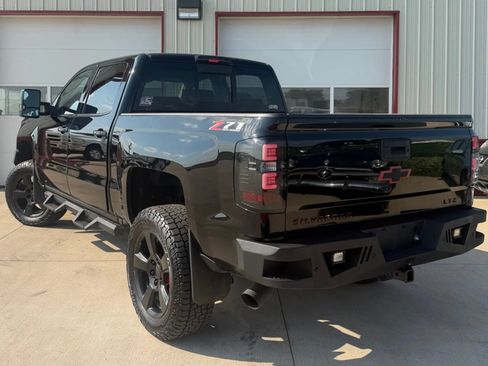 Used 2018 Chevrolet Silverado 1500 LTZ Z71 w/ Redline Edition AWD/4WD image 29