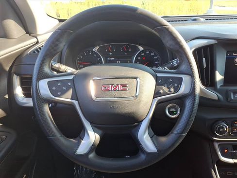 Used 2024 GMC Terrain SLE FWD image 6