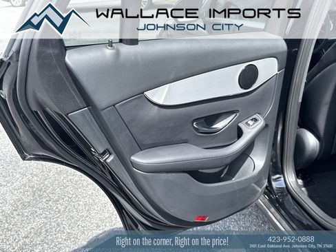 Used 2019 Mercedes-Benz GLC 300 4MATIC image 36