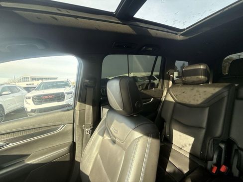 Certified 2021 Cadillac XT6 Sport image 12