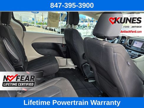 Used 2023 Chrysler Voyager LX FWD image 32