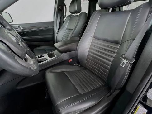 Used 2018 Jeep Grand Cherokee Limited image 22