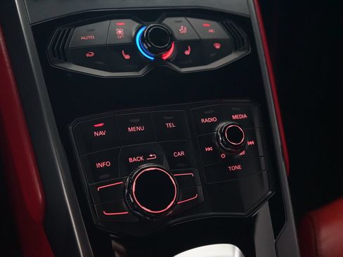 Used 2017 Lamborghini Huracan LP 580-2 RWD image 18