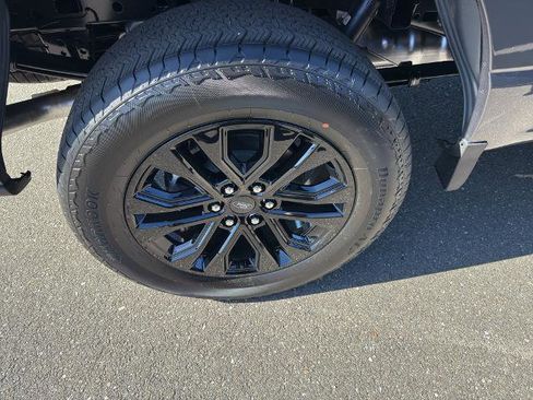 New 2025 Ford F150 Lariat w/ Equipment Group 501A Mid image 8