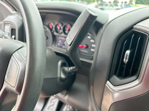 Used 2025 Chevrolet Silverado 1500 W/T w/ WT Convenience Package RWD image 18