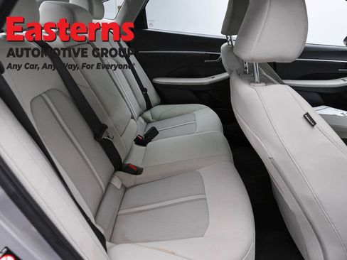 Used 2023 Hyundai Sonata SEL FWD image 23