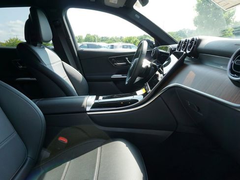 Certified 2025 Mercedes-Benz GLC 300 4MATIC image 59