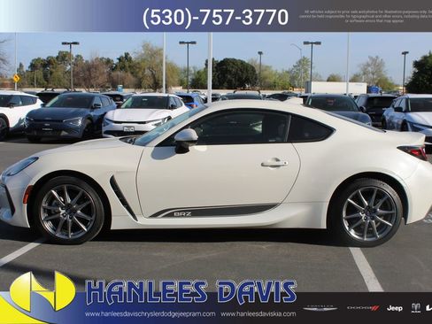 Used 2023 Subaru BRZ Premium image 2