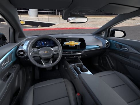 New 2026 Chevrolet Equinox EV LT image 15