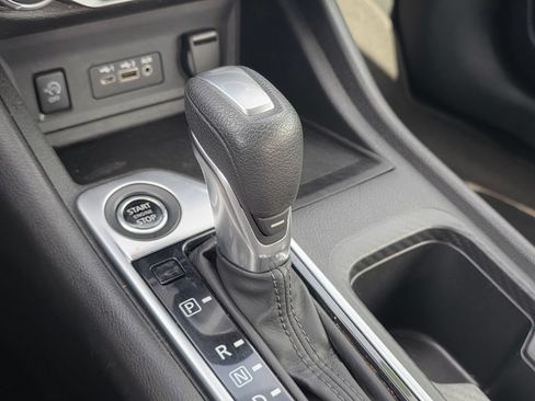 Used 2025 Nissan Sentra SV FWD image 29
