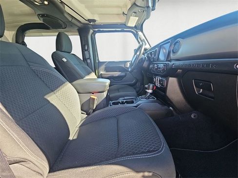 Used 2021 Jeep Wrangler Sport image 15
