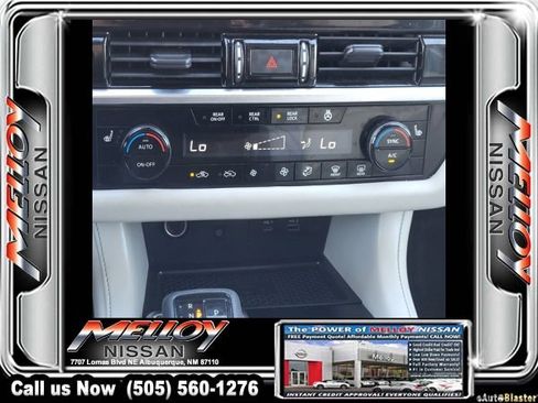 Used 2023 Nissan Pathfinder SL image 27